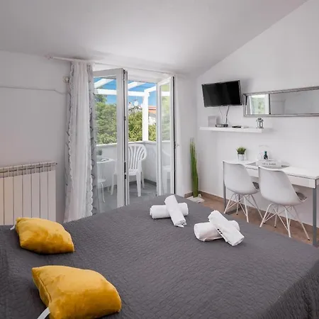 Гостевой дом Martina Guest House-rooms